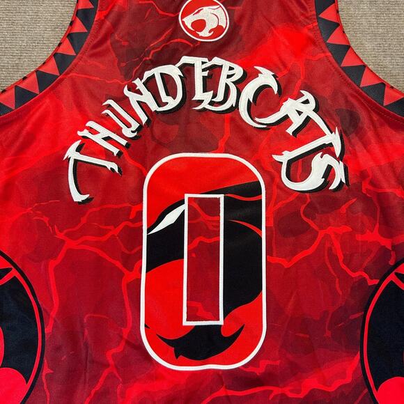 Thundercats Basketball Jersey Men's XL Red Lightning Headgear Classics NEW - Picture 13 of 13